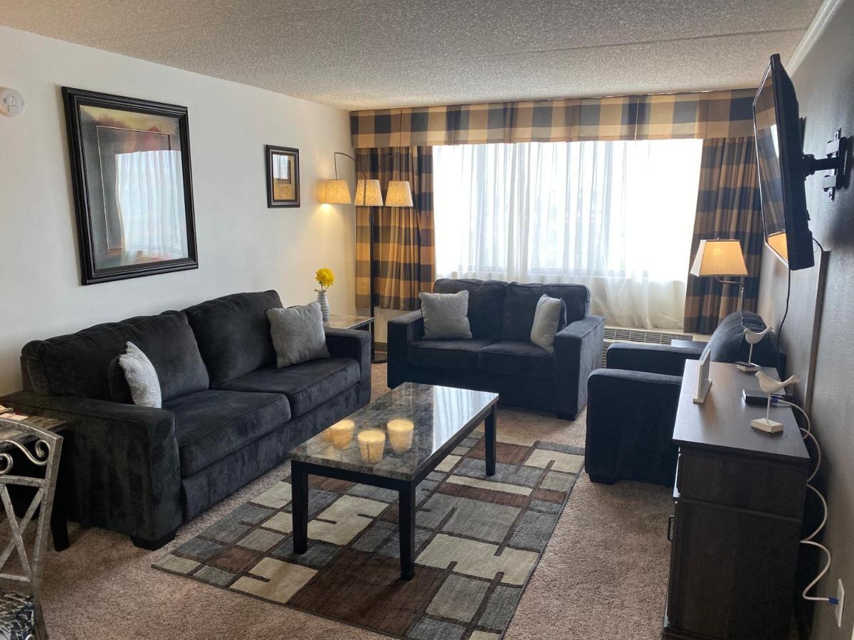Ramada By Wyndham Albuquerque Midtown Hotel Buitenkant foto