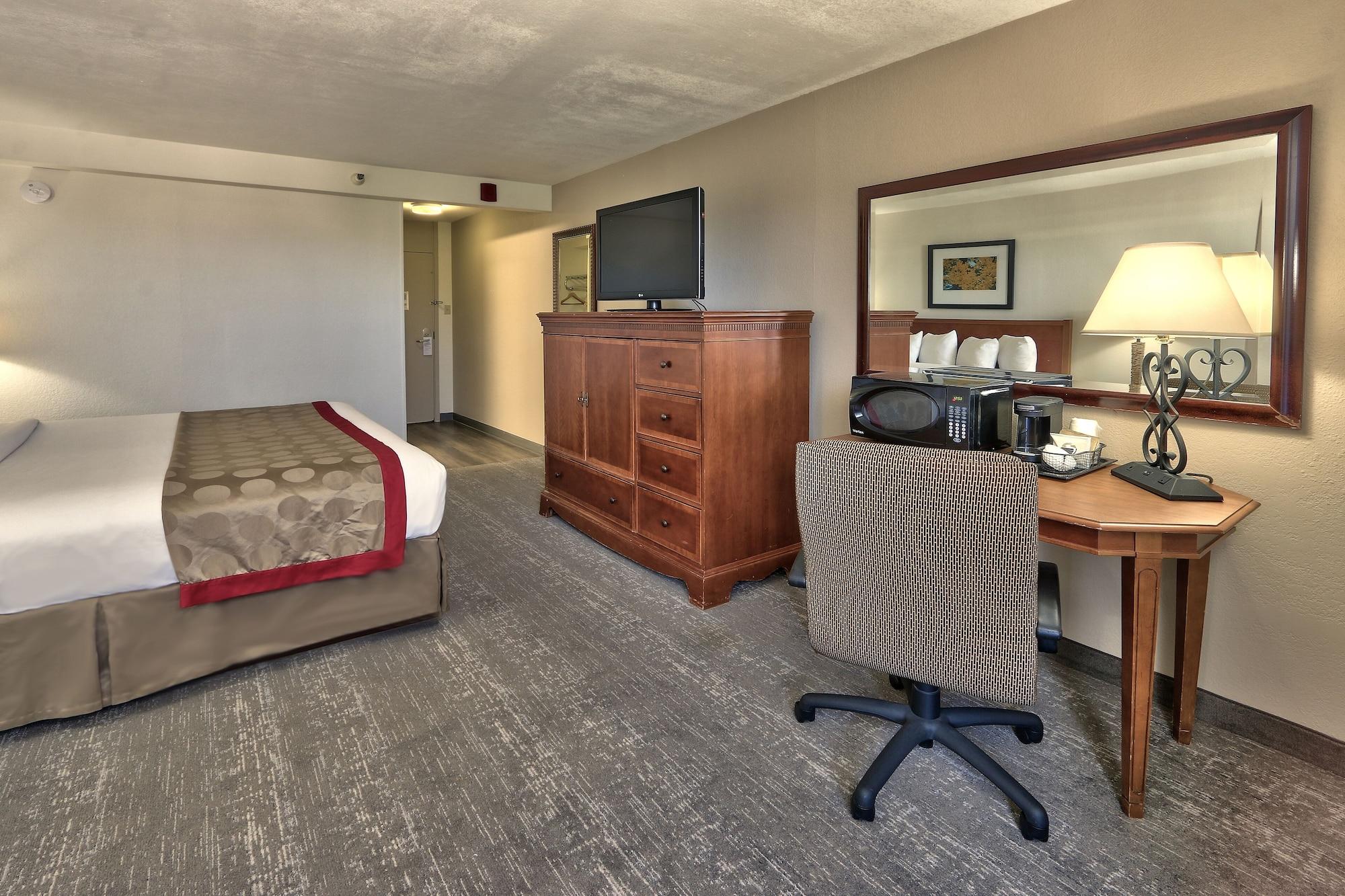 Ramada By Wyndham Albuquerque Midtown Hotel Buitenkant foto