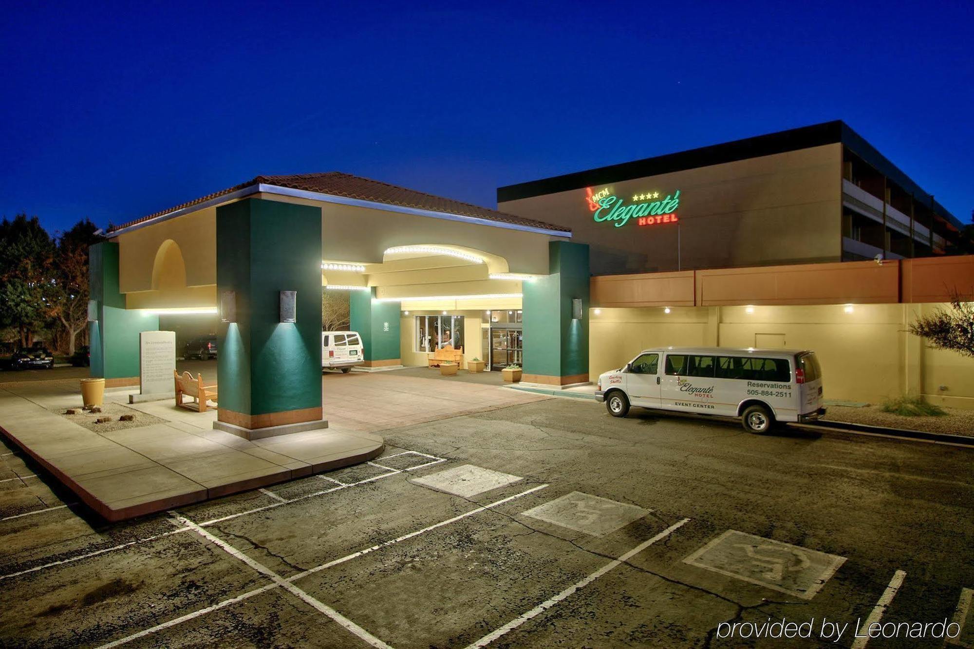 Ramada By Wyndham Albuquerque Midtown Hotel Buitenkant foto